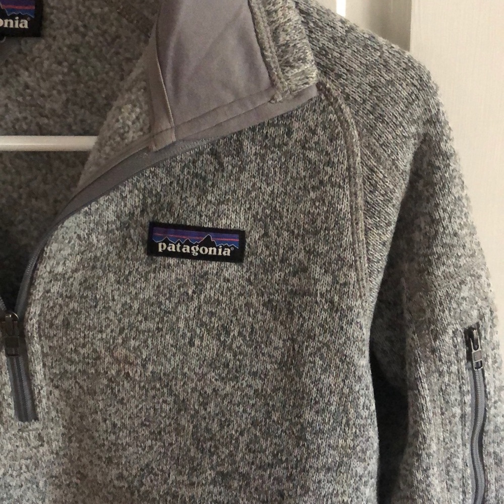 Patagonia Women’s half zip grey fleece - Picture 3 of 4